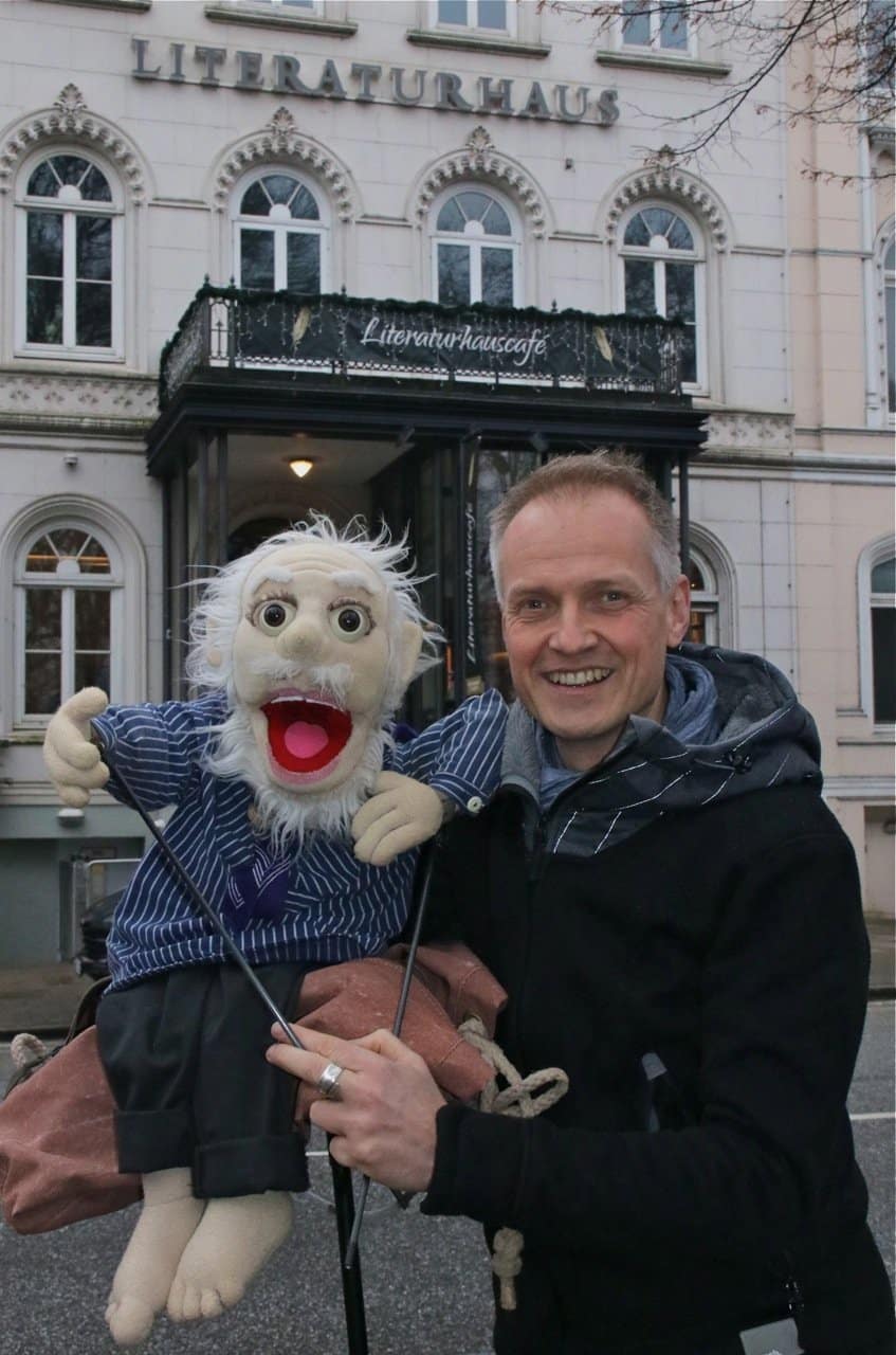 Die weltweit einzige Magic Puppet Lounge - Jetzt NEU in Hamburg - Das ...